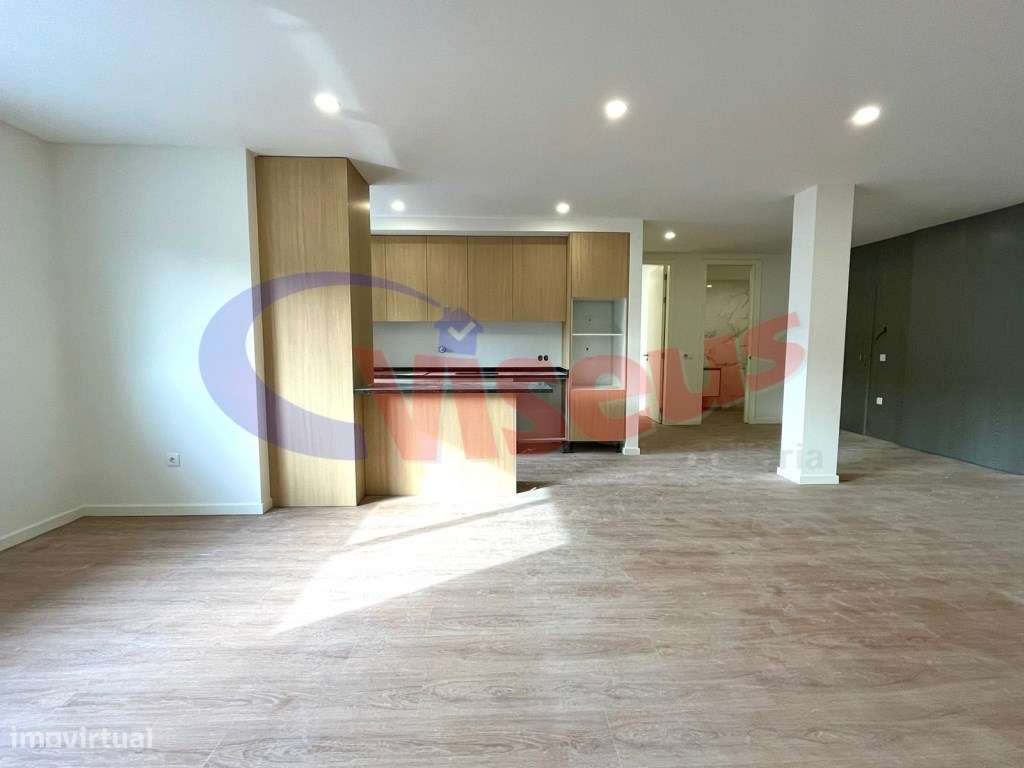 Apartamento T2 Avenida Santo Ovídio-9