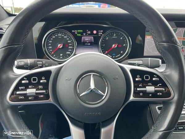 Mercedes-Benz E 300 De Avantgarde 4Matic - 12