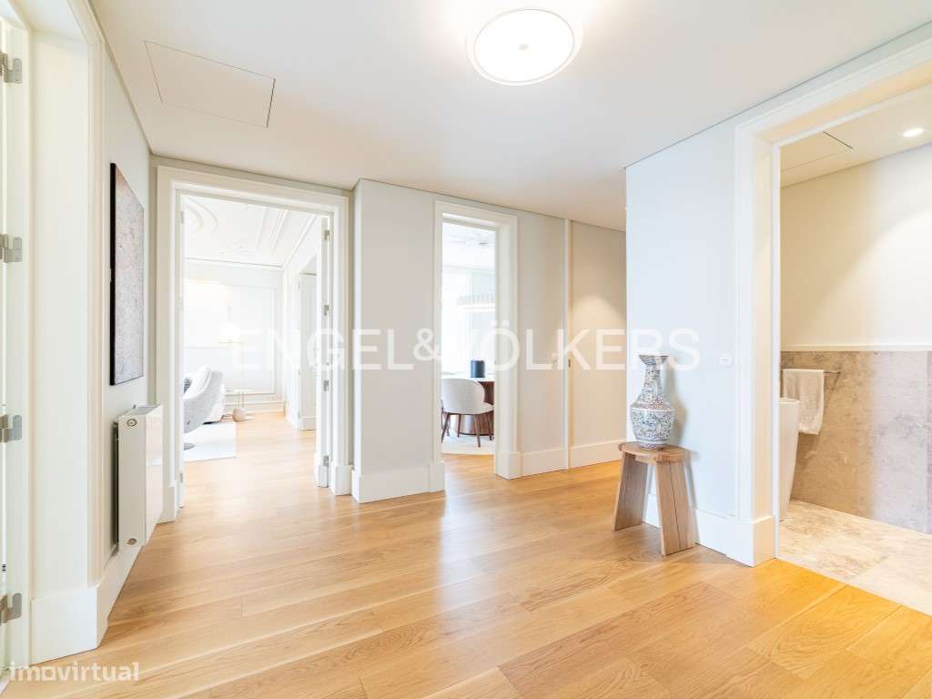 Exclusivo apartamento novo com 5 quartos (4 suites) e 4 lugares de ...-11