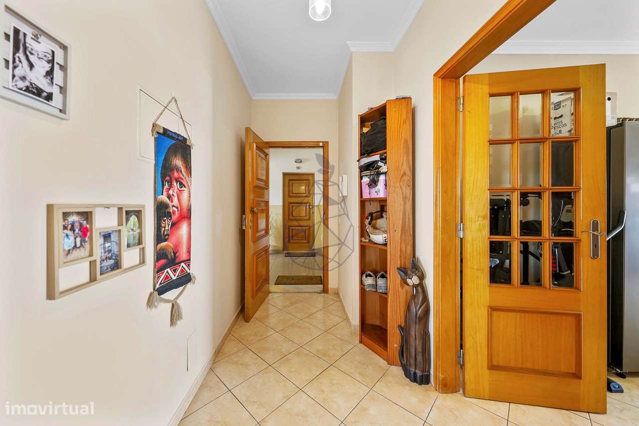 Apartamento T1+3 com Vista Mar do terraço em Quarteira-50