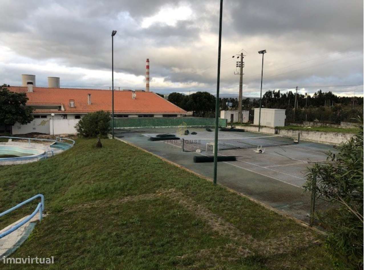 Vende-se antiga unidade hoteleira, com projeto aprovado no Pego, Abran - Grande imagem: 3/18