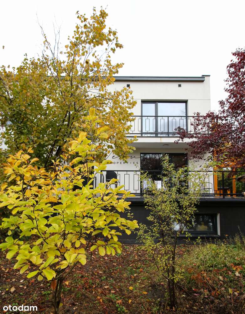 Dom z ciekawą historią na Bemowie - Pełny obrazek: 2/11