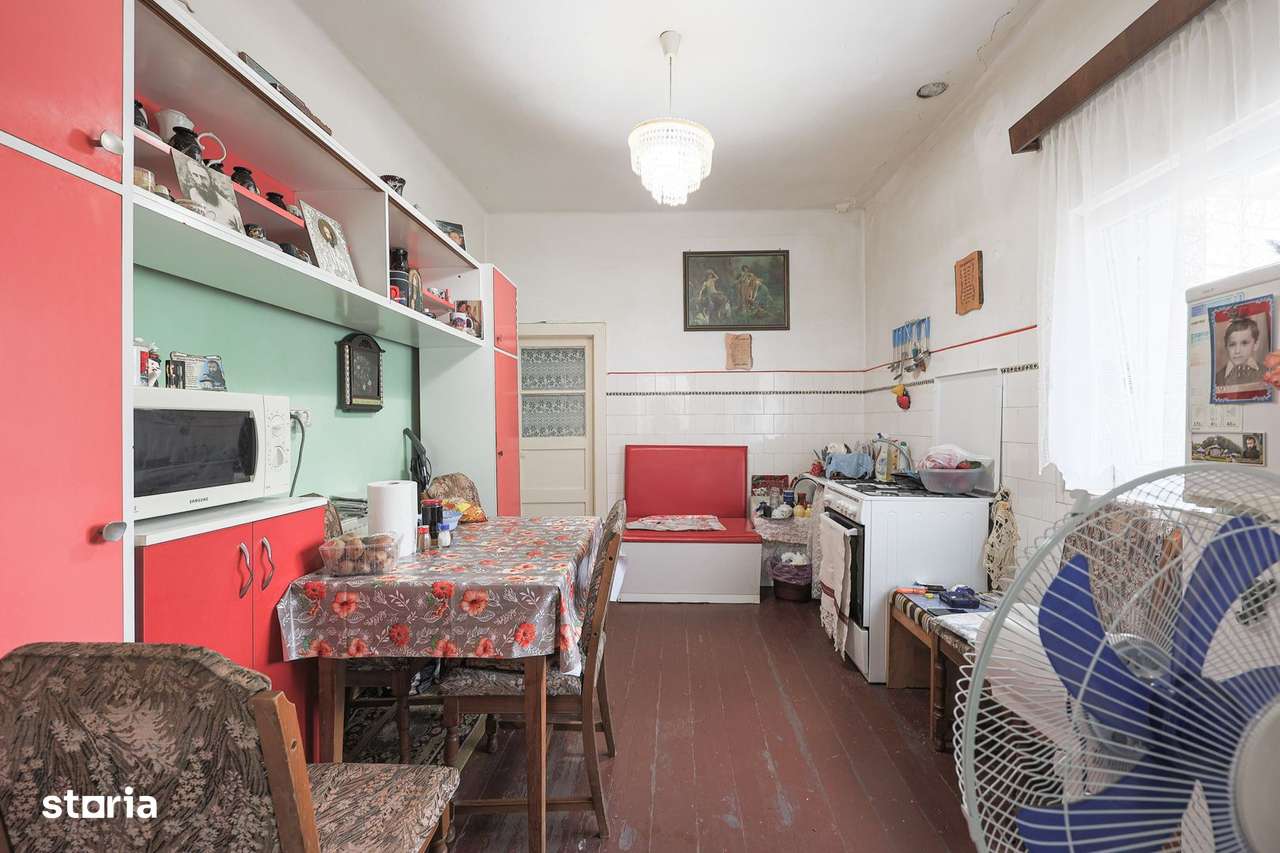 Casă de vânzare în Grădiște – Arad - teren 316 mp - Imagine principală: 4/8