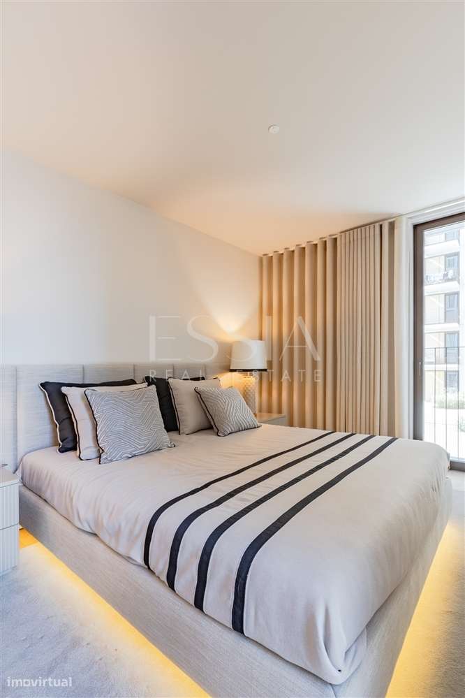 T3 Varanda 14m2 Vistas Rio e Mar Jardins Arrábida | T3 Gaia The Yard-17