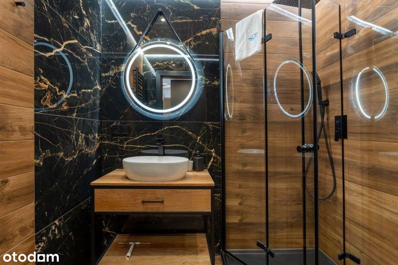 Lokal w centrum z dostępem do sauny-7