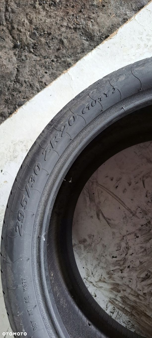 295/30R20 P61 PIRELLI PZERO. 5mm - 2