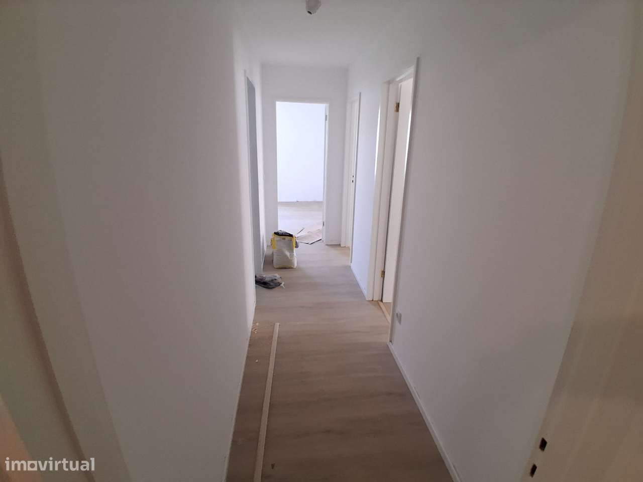 T3 Renovado - C/ Garagem - Baguim do Monte, Gondomar - Grande imagem: 4/18