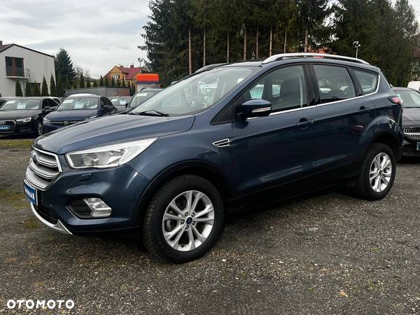 Ford Kuga 1.5 EcoBoost 2x4 Trend - 2