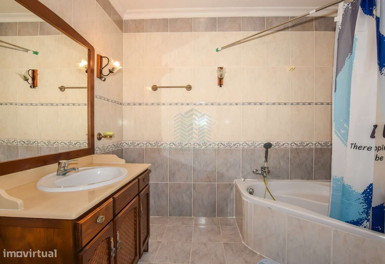 Moradia T3 em Carril - Torres Novas-44