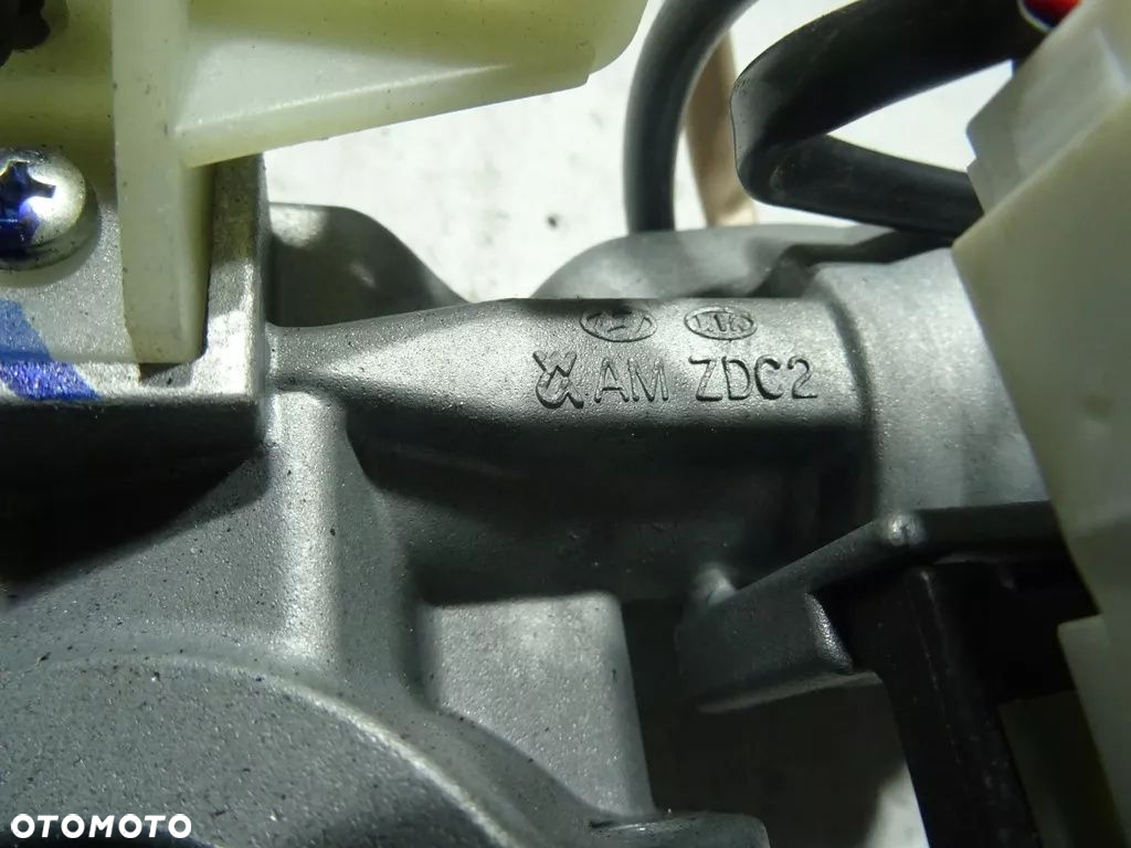 Kia Ceed Cee'D II 12- Stacyjka kluczyk ZDC2 - 2