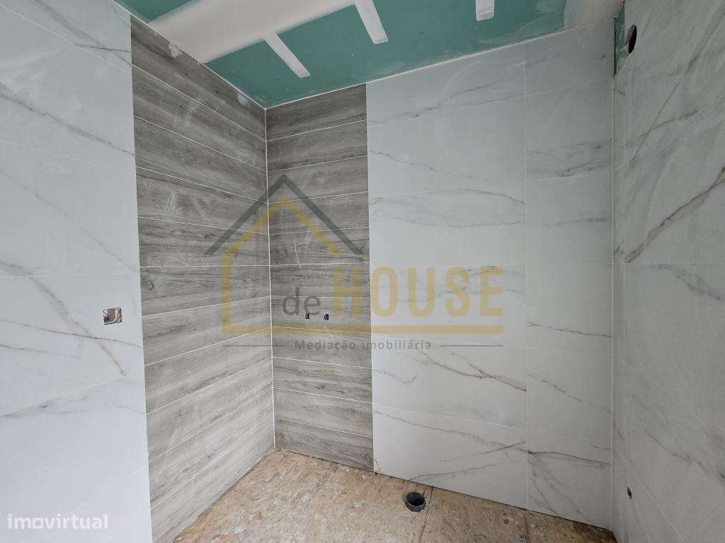 Moradia T3, com espaço exterior - Grande imagem: 4/20