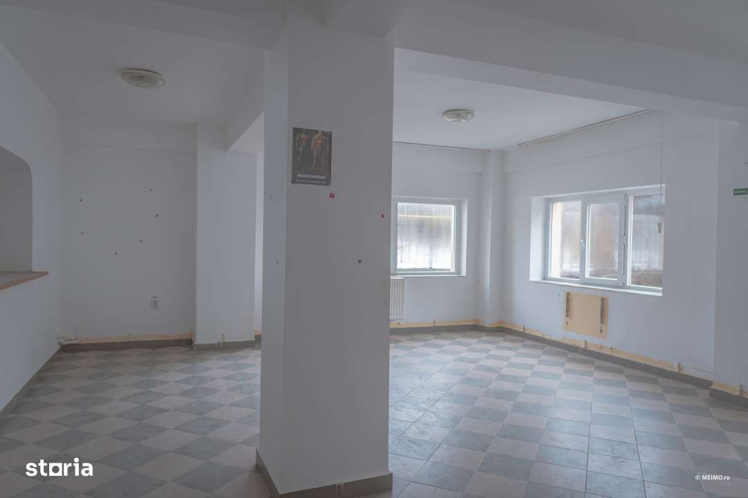 Cladire pentru clinica, pensiune sau centru social - Zemes-5