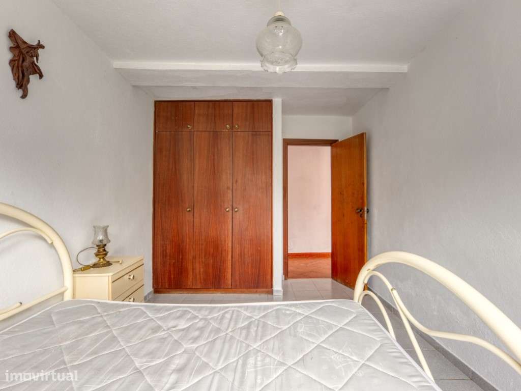 Moradia T4 com Quintal e Terraço, a Apenas 4 Minutos do Centro da V...-10