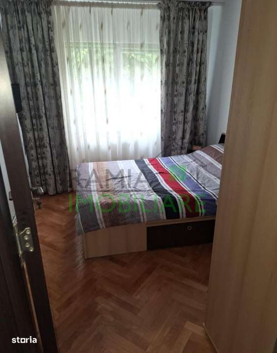 Apartament 3 camere, decomandat, etaj 1 – Zona Tractorul, mobilat si - Imagine principală: 5/8