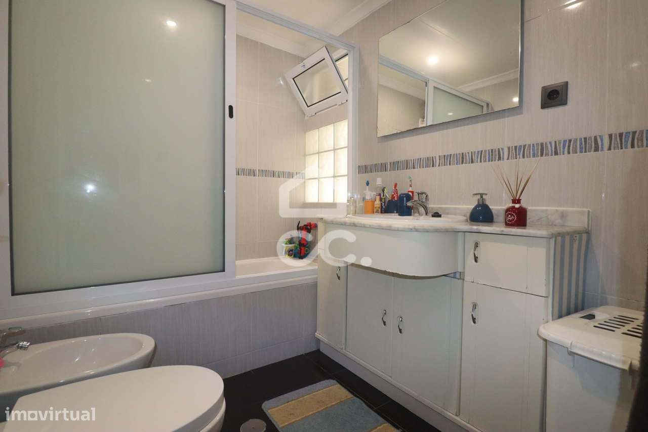 Moradia com 3 Quartos - Capelas - Ponta Delgada - Grande imagem: 3/14