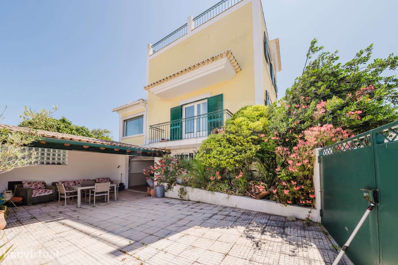 Moradia com 3 quartos em suíte, e terraço com vista desafogada. - Grande imagem: 3/36