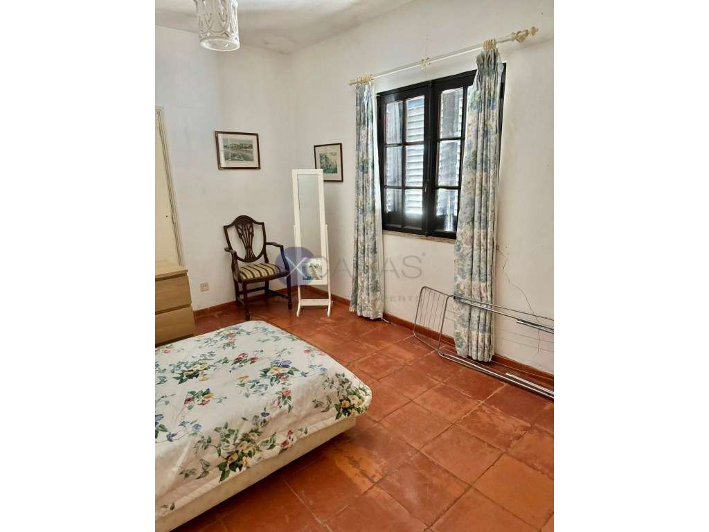 Excelente Moradia térrea com lote de 2430 m2 , com piscina e acesso...-11