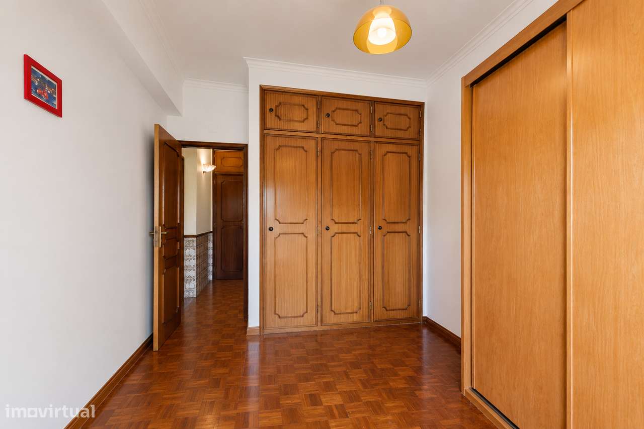 APARTAMENTO T3 | MEM MARTINS | OURESSA-17