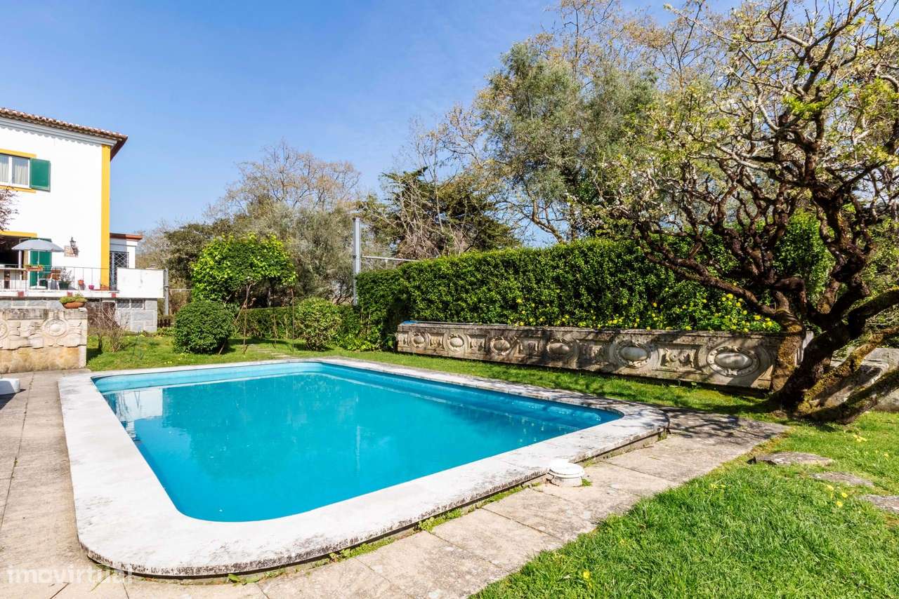 Moradia T6 c/ Terreno de 1600m2 c/ Piscina, Garagem e Anexos em Colare-20