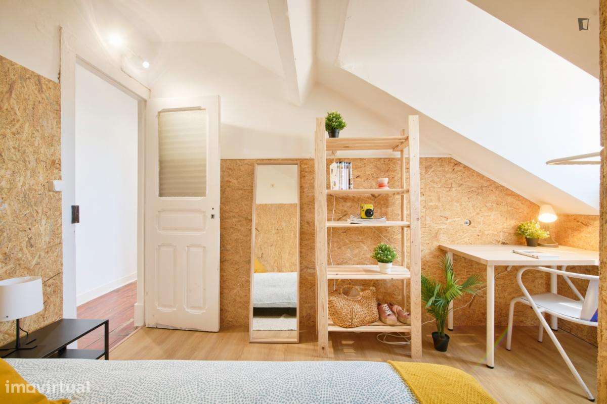 Quarto - localizado em São Bento Lisbon - Grande imagem: 5/31