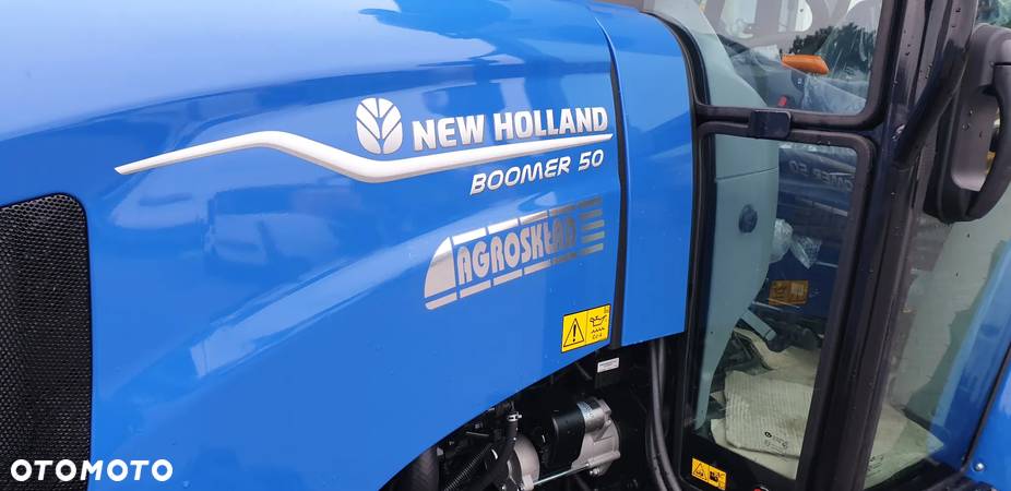 New Holland BOOMER - 5