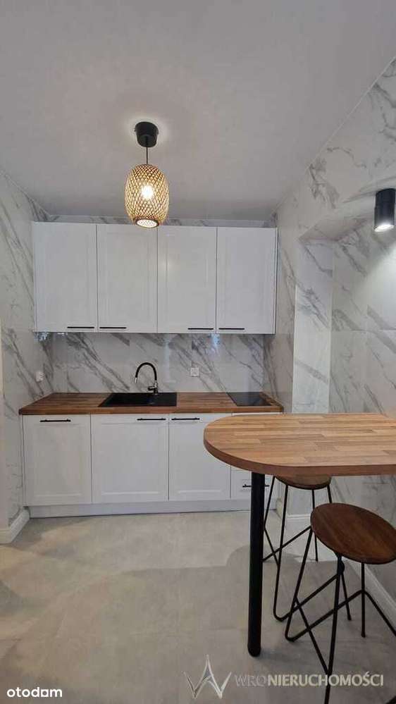 Kąty Wrocławskie - dom 220 m2 - 3 mieszkania-18