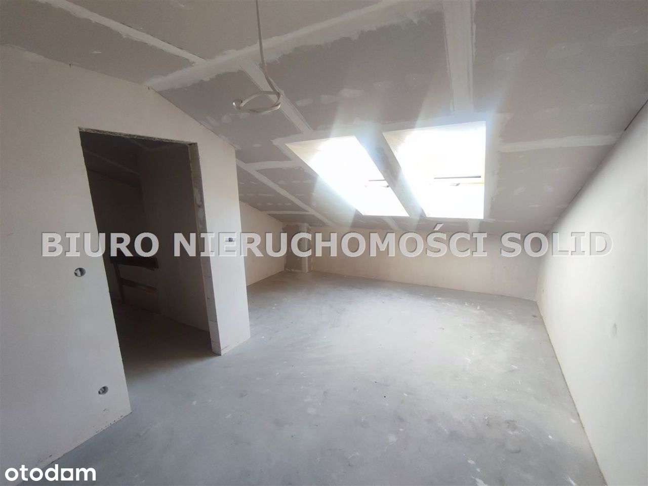 Dwupoziomowe mieszkanie z ogródkiem Żory Okazja.-10