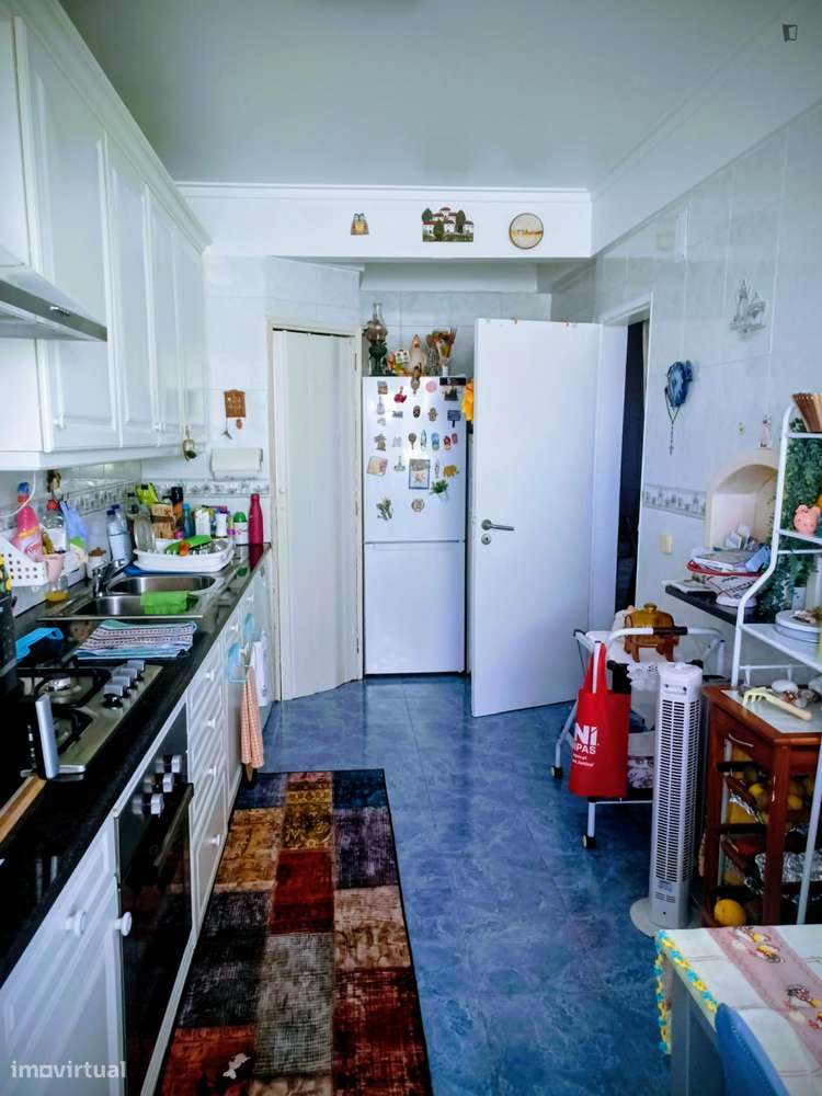 Quarto - localizado em Carcavelos Lisbon - Grande imagem: 4/9