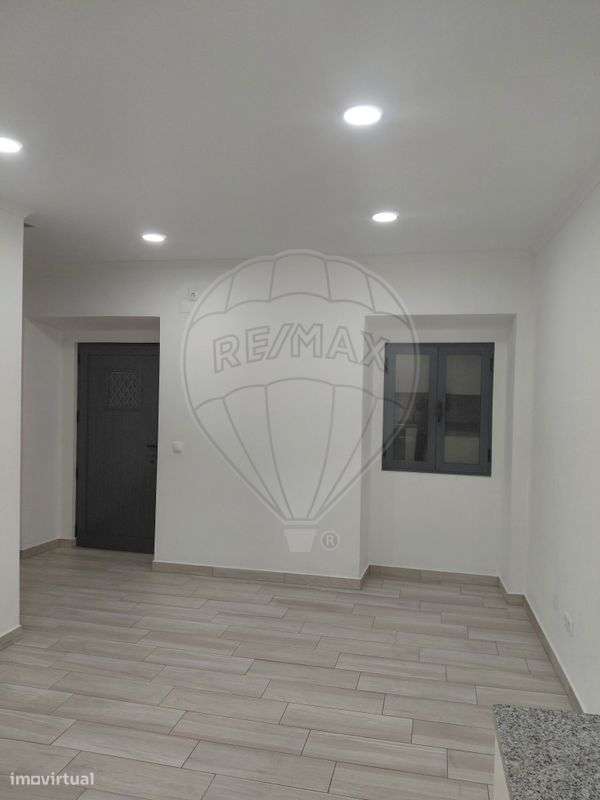 Moradia T2 para arrendamento - Grande imagem: 5/17