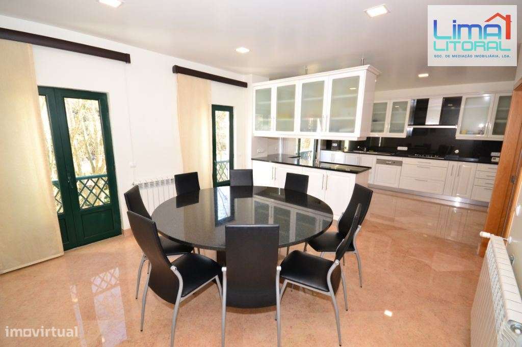 T4 DUPLEX - 330 M2 - CENTRO DE LEIRIA - Vista Castelo/Rio Lis-6