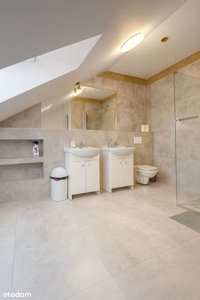 Duży i nowoczesny dom na Piaskach - aż 6 sypialni! - Pełny obrazek: 3/8