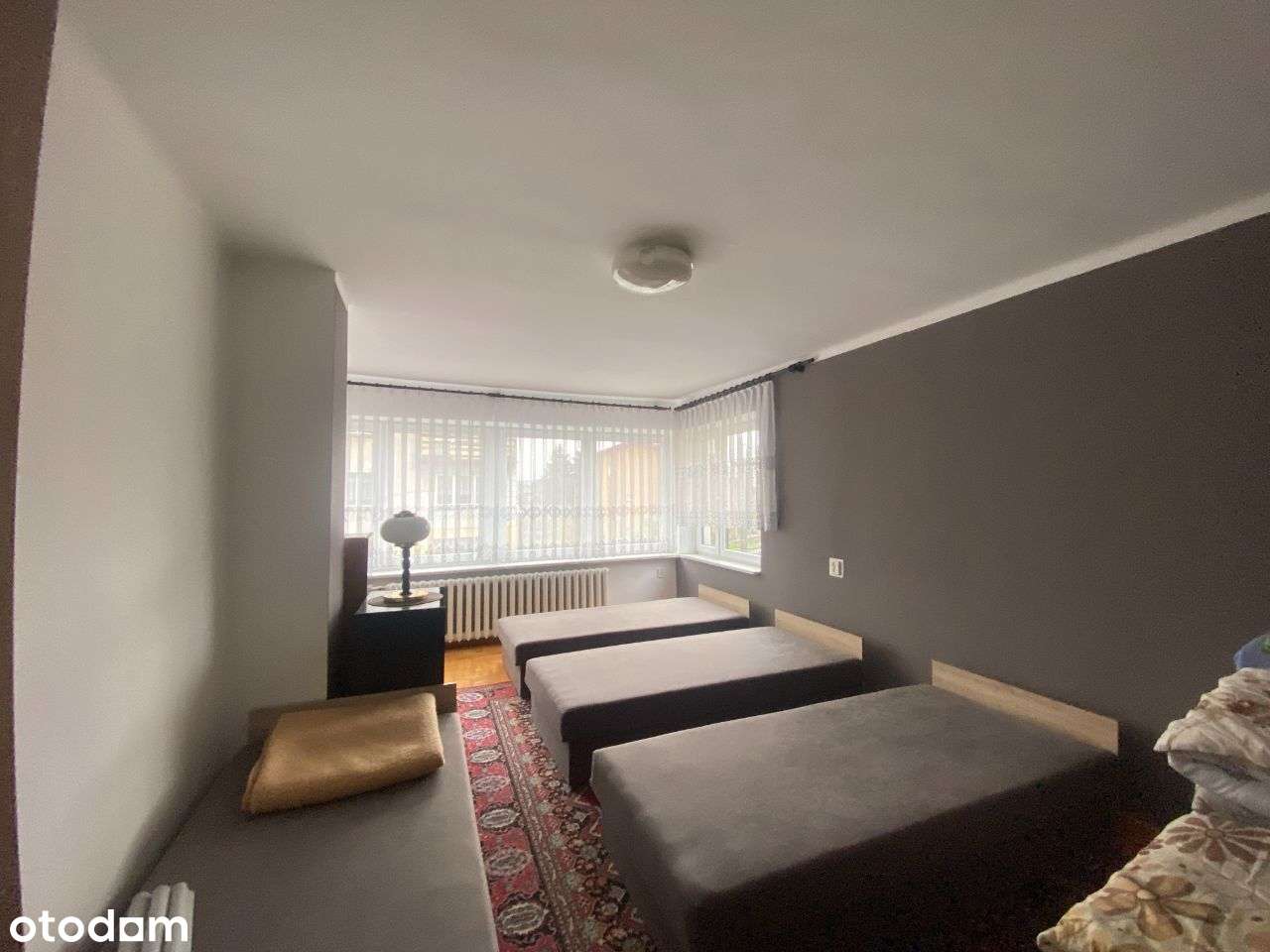 Piętrowy dom na kameralnym osiedlu | Idealny pod działalność - Pełny obrazek: 4/10