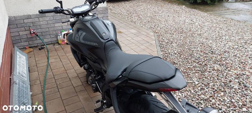 Yamaha MT - 7