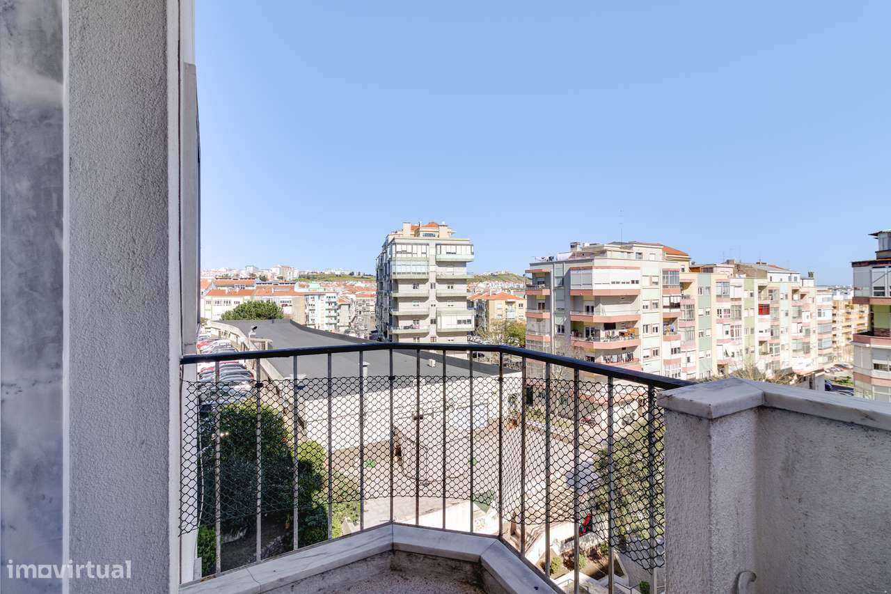 APARTAMENTO T3 | 2 WC'S | ELEVADOR | ARRECADAÇÃO | FALAGUEIRA-11