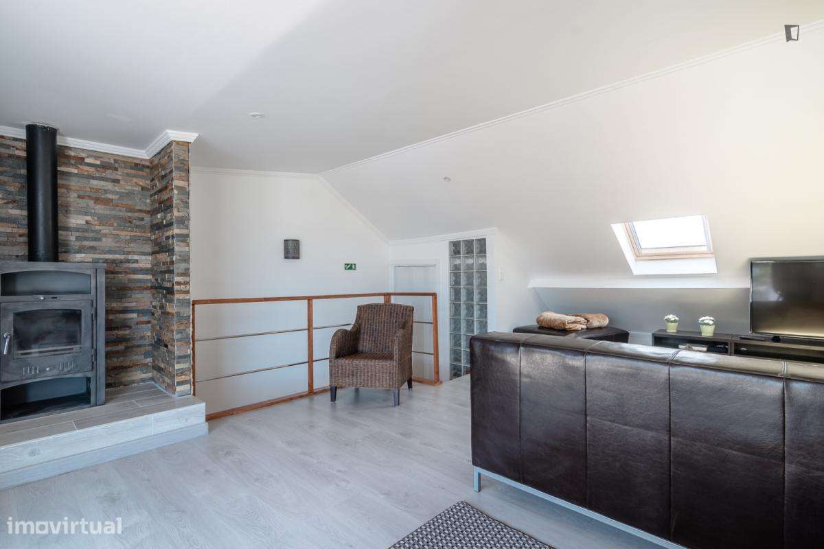 Quarto - localizado em Campolide Lisbon - Grande imagem: 4/18