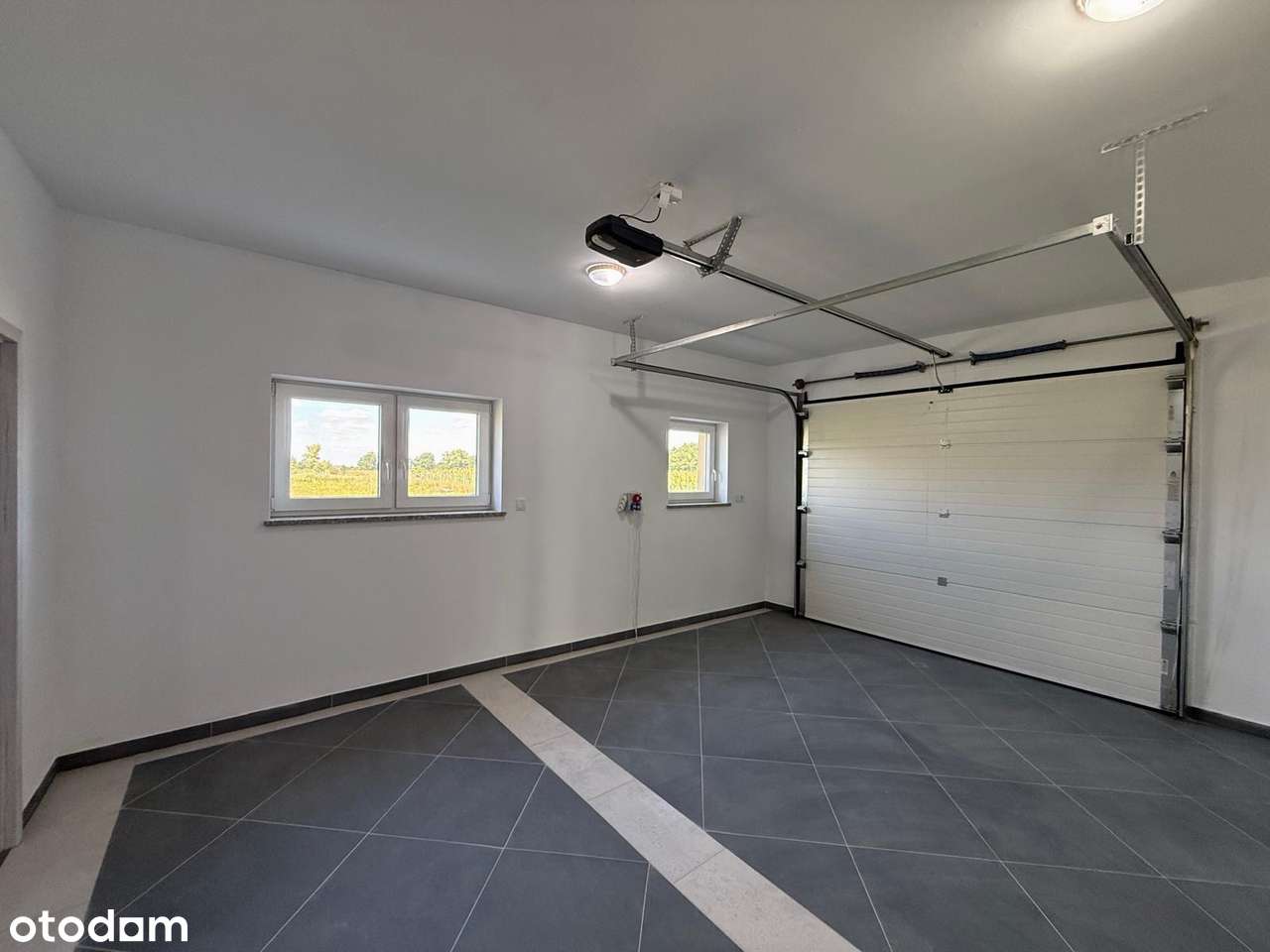 Nowoczesny dom pod klucz z widokiem na góry – 240 m², działka 10 ar-15