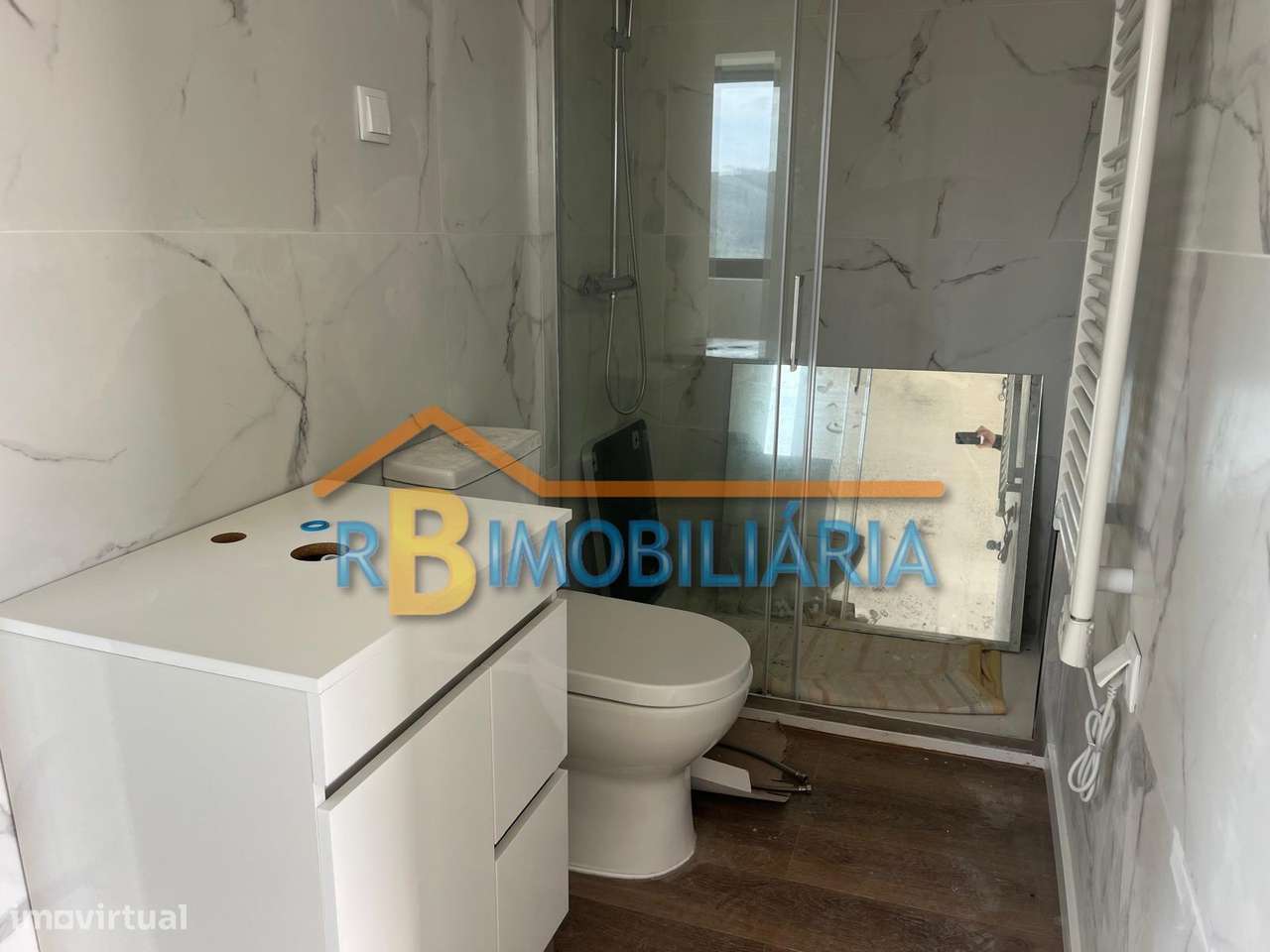 Dois Apartamentos T0 c/ piscina em Alvarenga - Grande imagem: 5/16