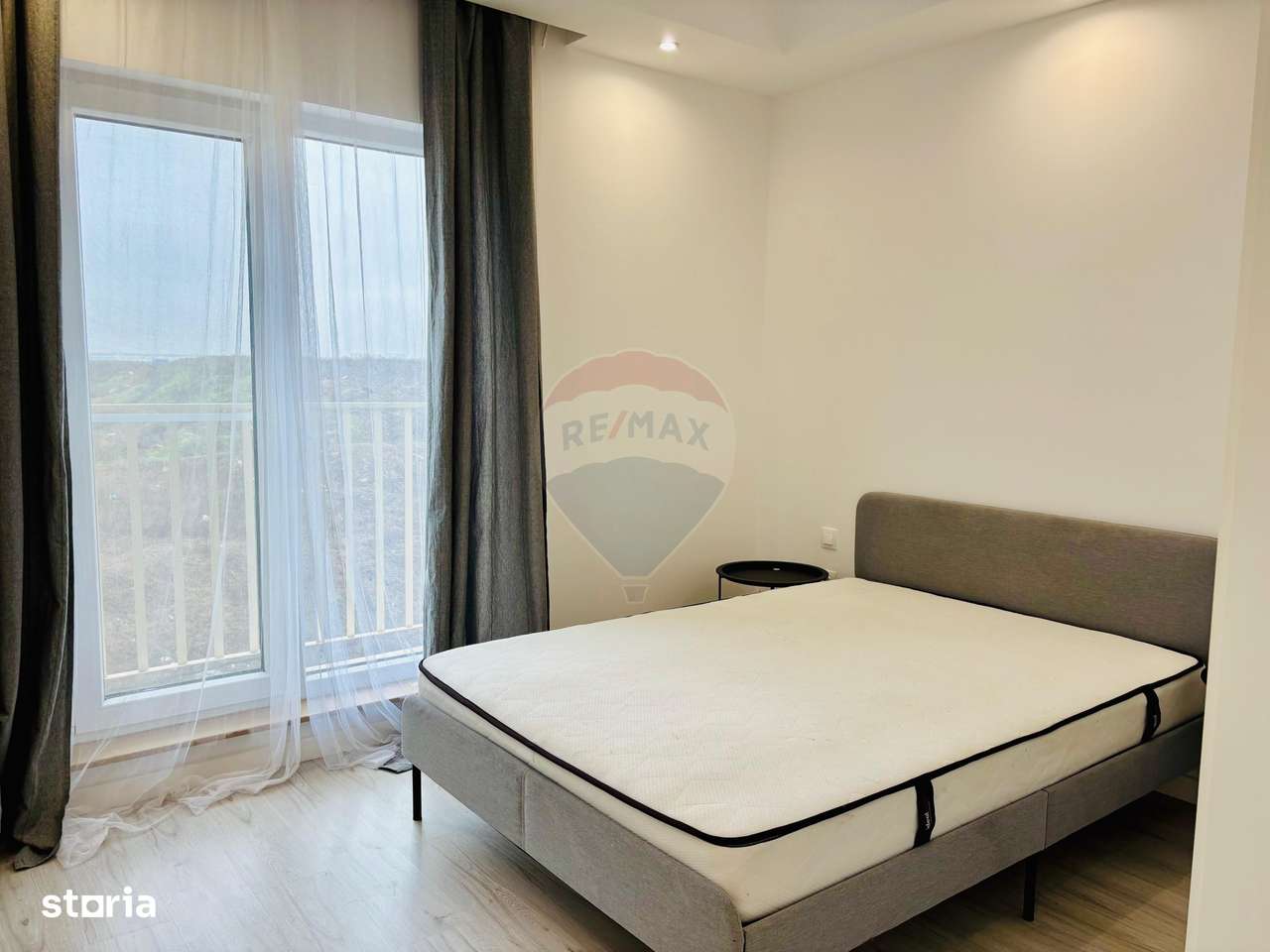 Ofertǎ specialǎ | Studio dublu | mobilat+loc parcare | Cosmopolis - Imagine principală: 4/10