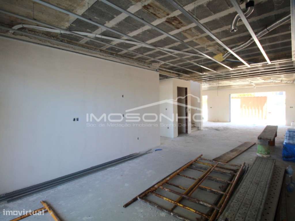 Moradia T4 - Grande imagem: 4/28