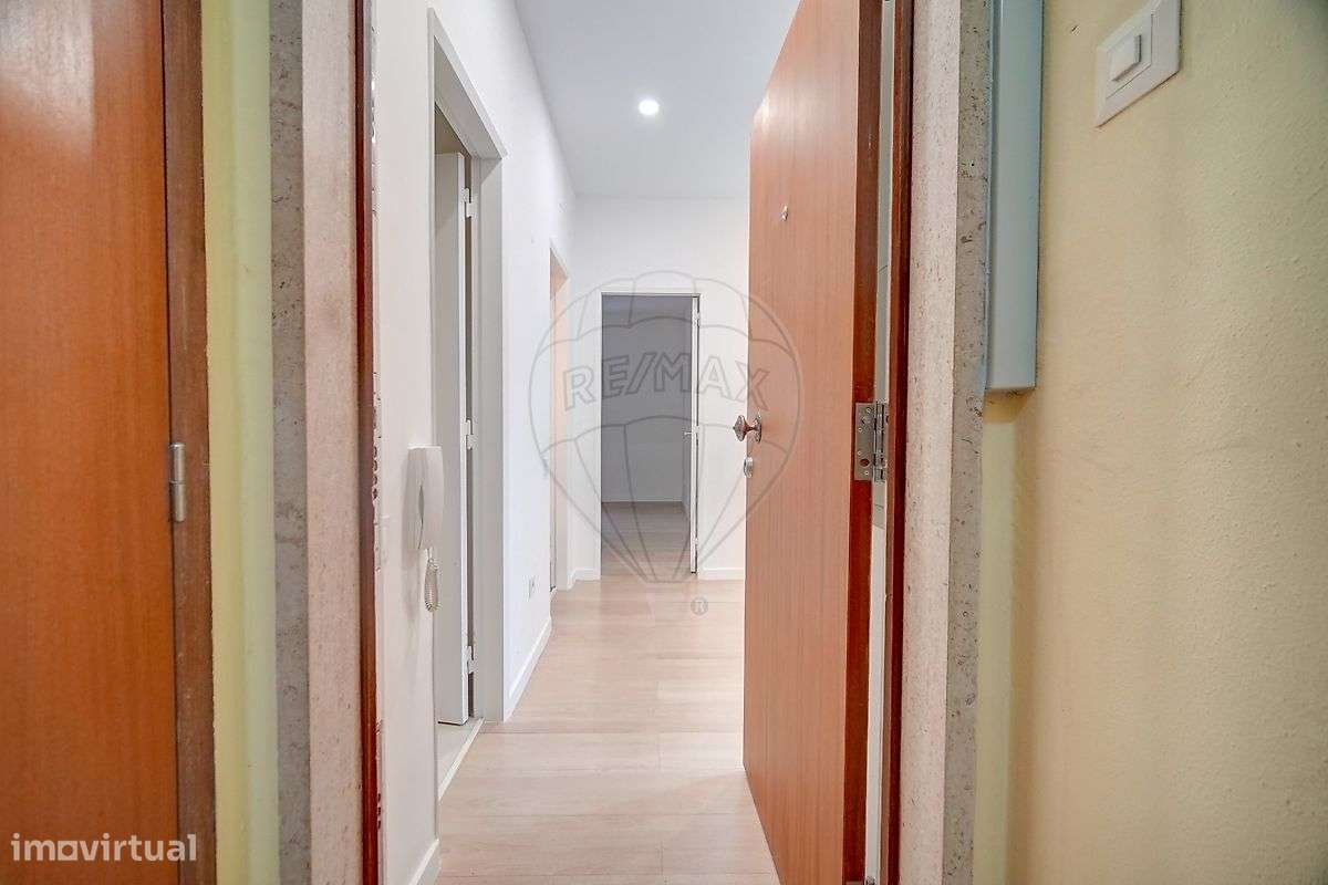 Apartamento T2 para arrendamento - Grande imagem: 2/21