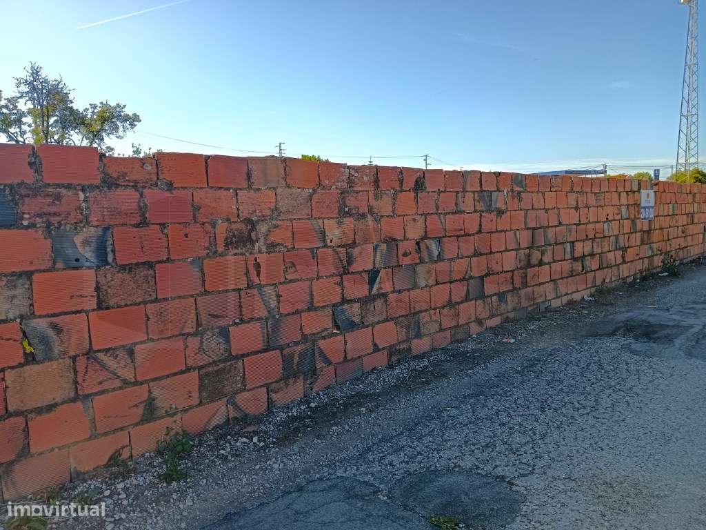 Lote de terreno próximo ao hospital privado - Oiã-2