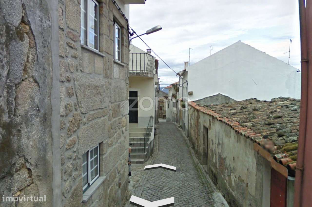 Moradia para recuperação em S. Paio, Rua Direita - Grande imagem: 2/6