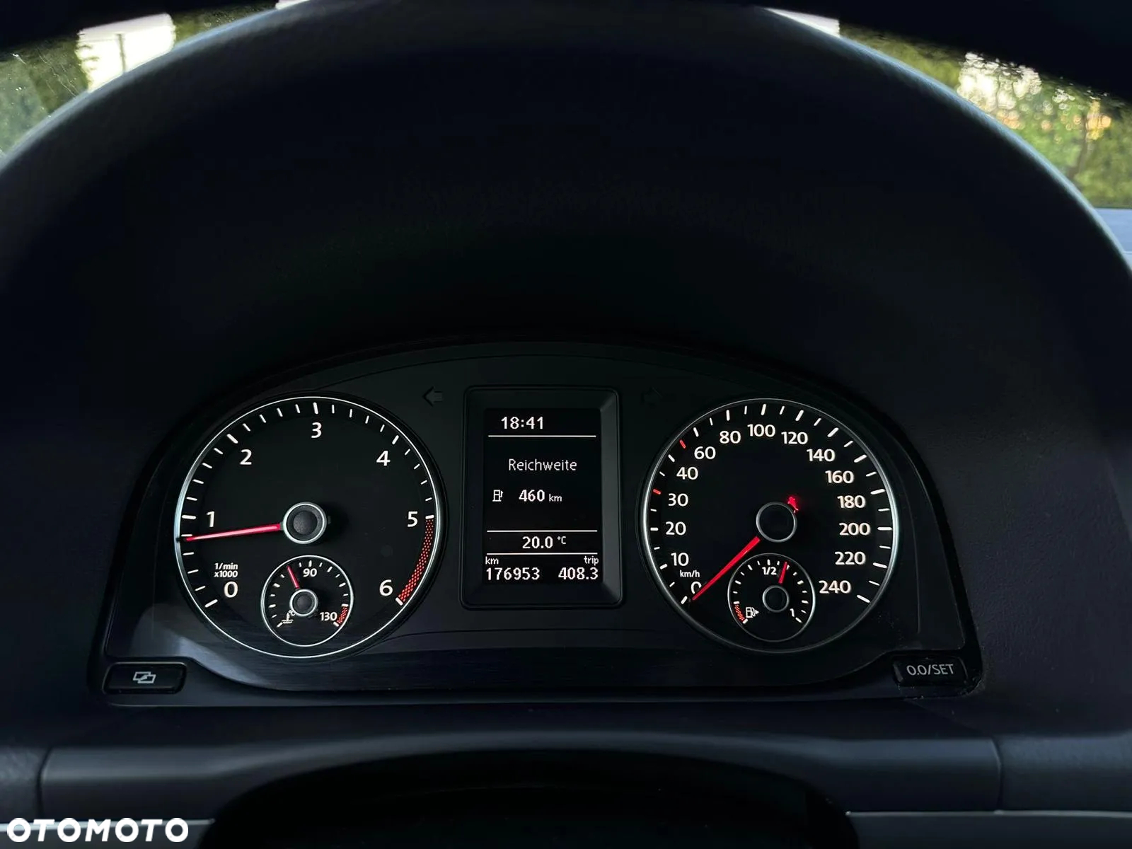 Volkswagen Touran 1.6 TDI DPF BlueMotion Technology Trendline - 17