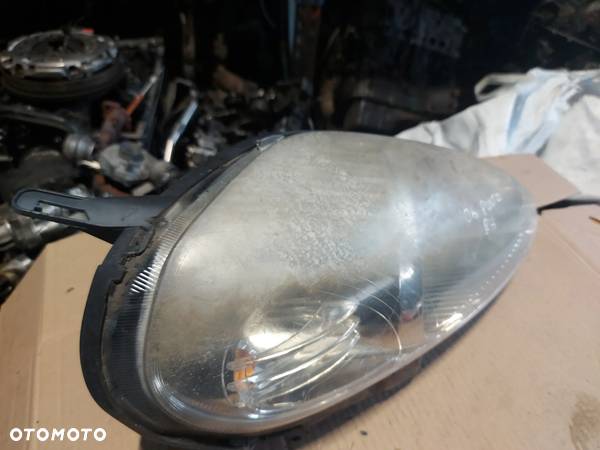 Lampa prawy przód Fiat Grande Punto '06r ANGLIK - 4