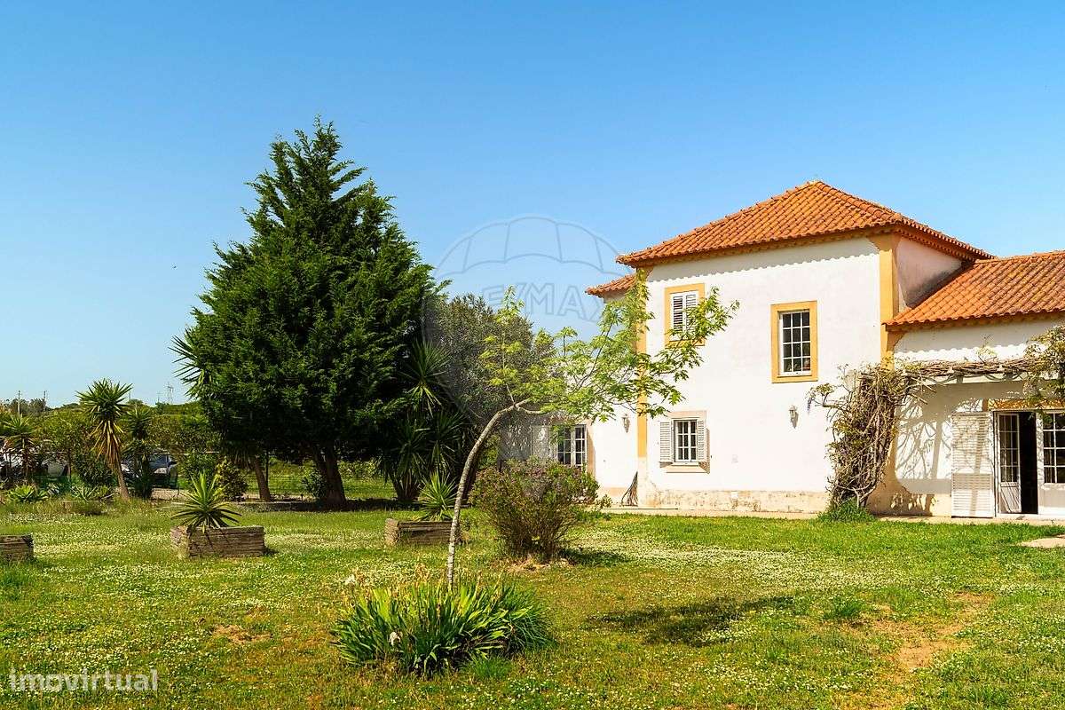 Moradia T8 para venda-3