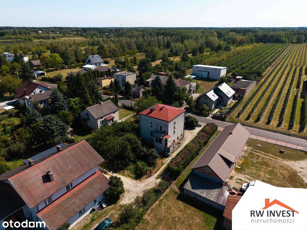 Przestronny dom z garażem i pięknym widokiem-18