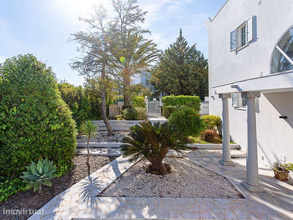 Moradia Exclusiva T4 com Vista Mar e Cidade em Tavira-38