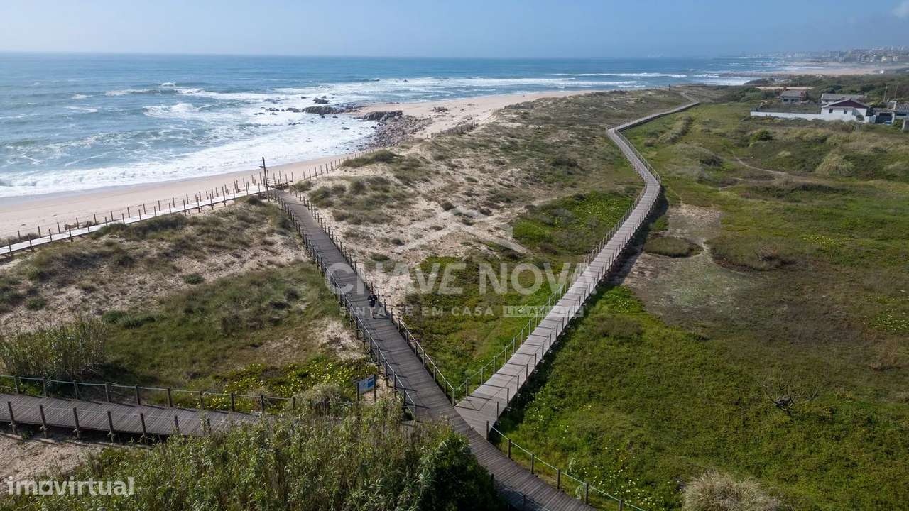 Terreno c/ 609 m² na Madalena (Praias)-5