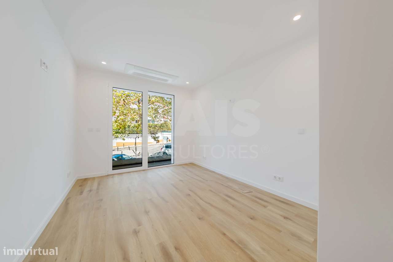 Apartamento T2 na Nazaré c/ 2 lugares de garagem - Grande imagem: 5/24