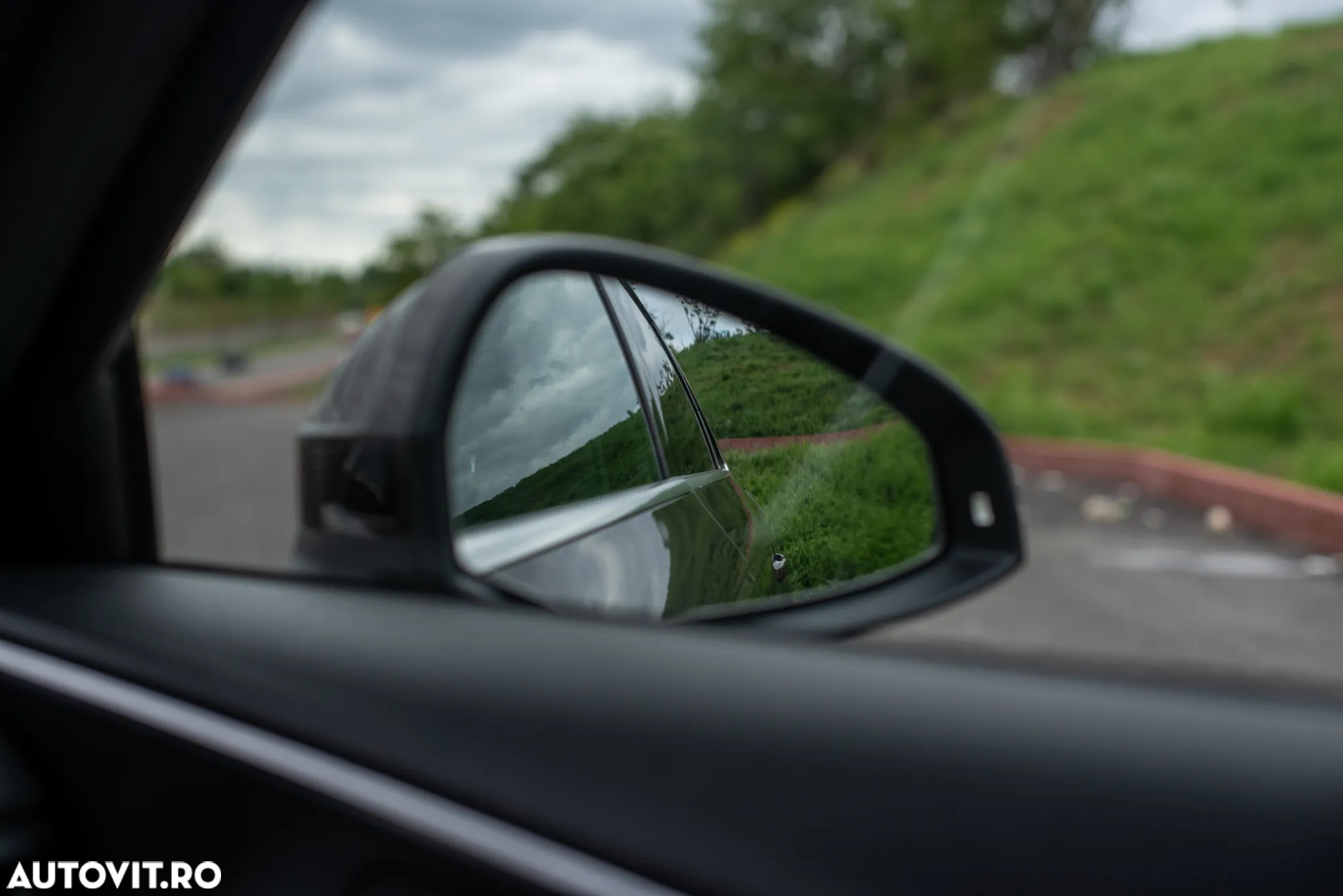 Audi A4 2.0 TDI quattro S tronic - 17